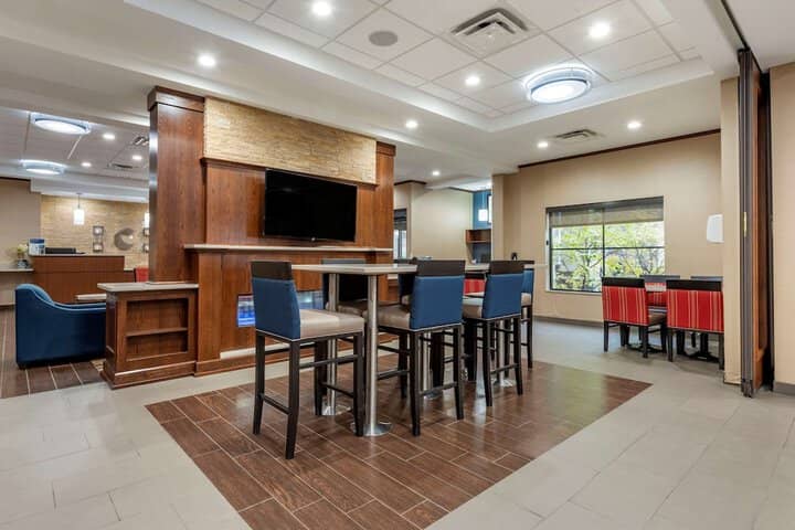 Breakfast area